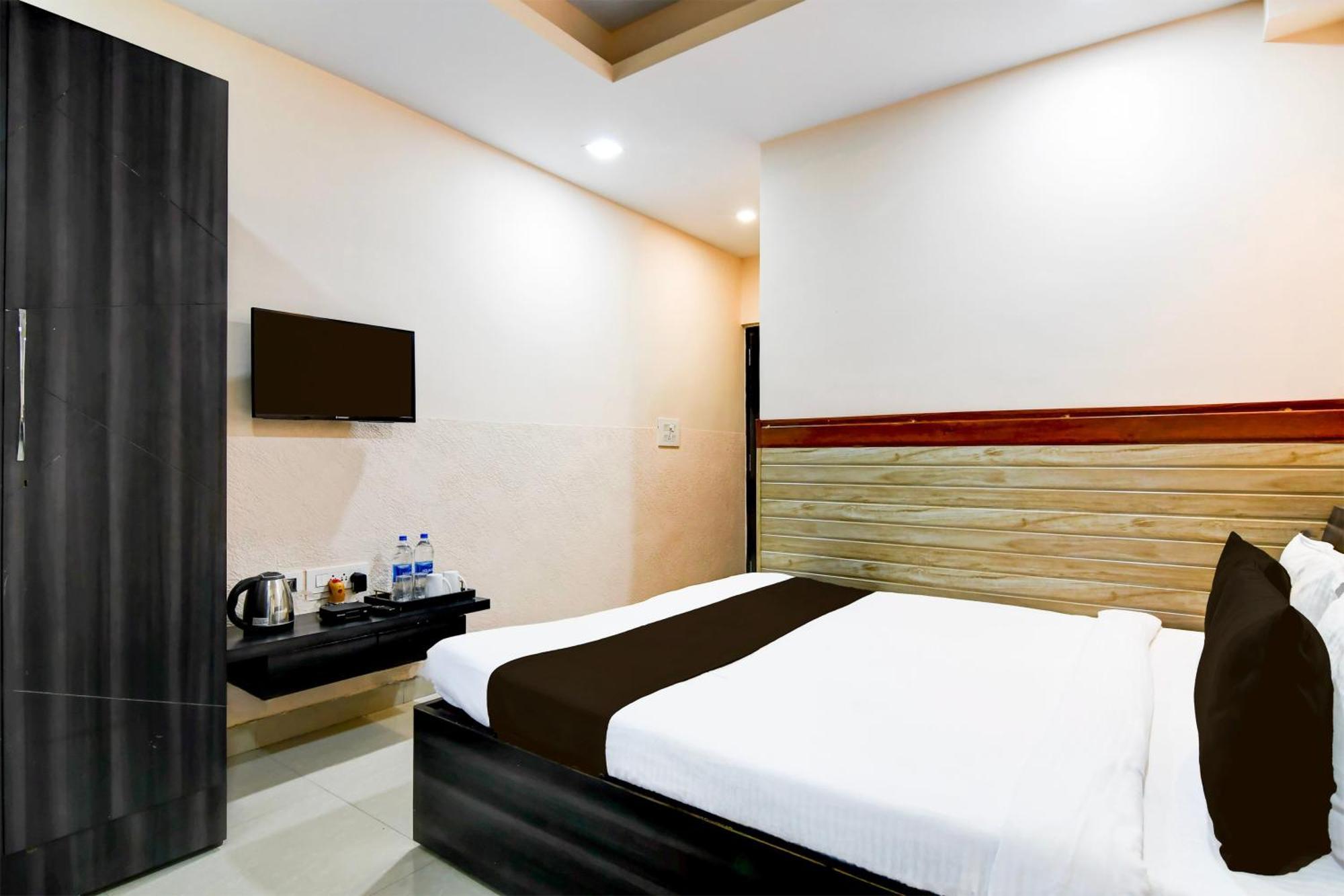 Super Collection O Behala Hotel Bhasa Bagian luar foto