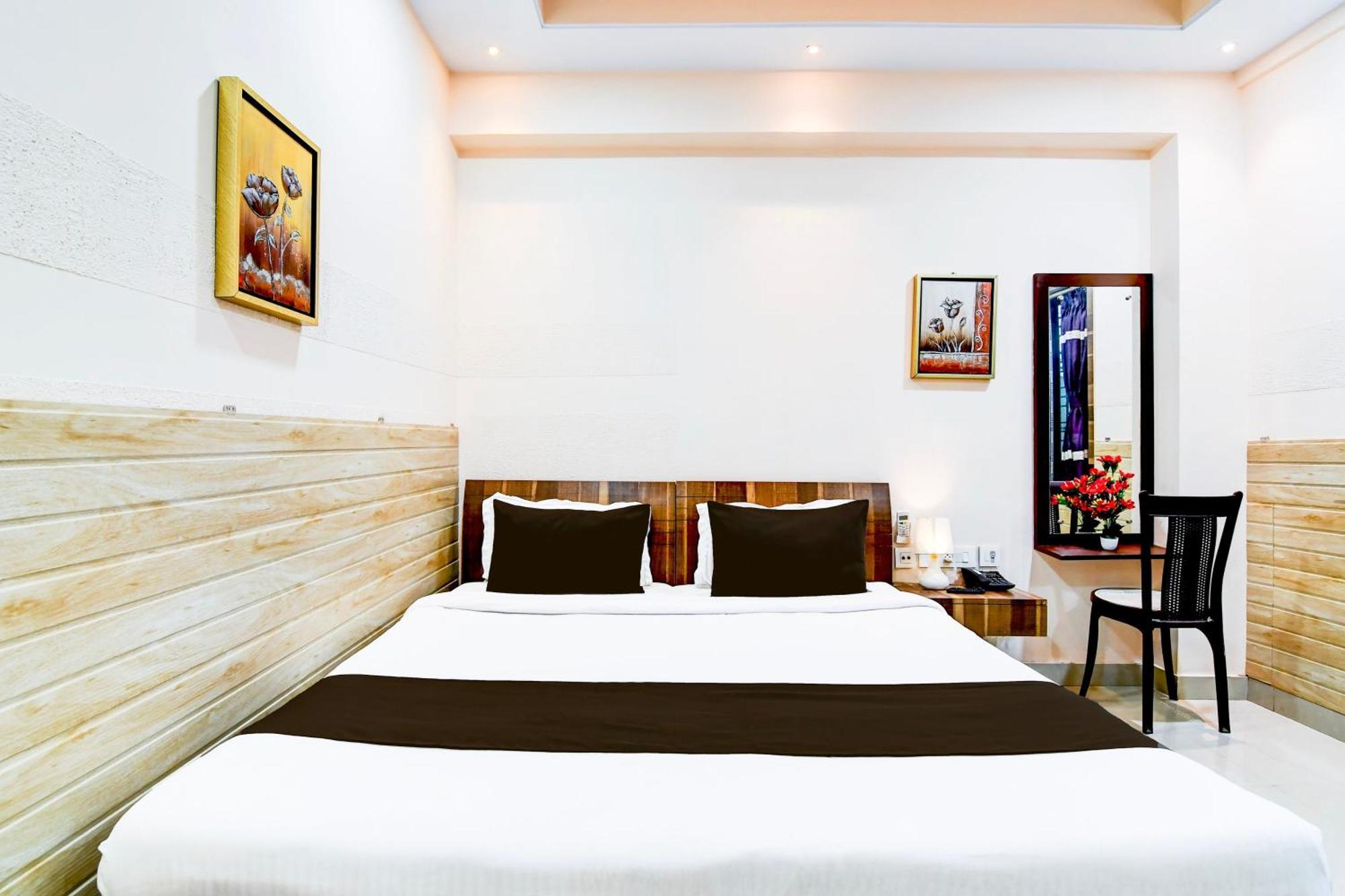Super Collection O Behala Hotel Bhasa Bagian luar foto