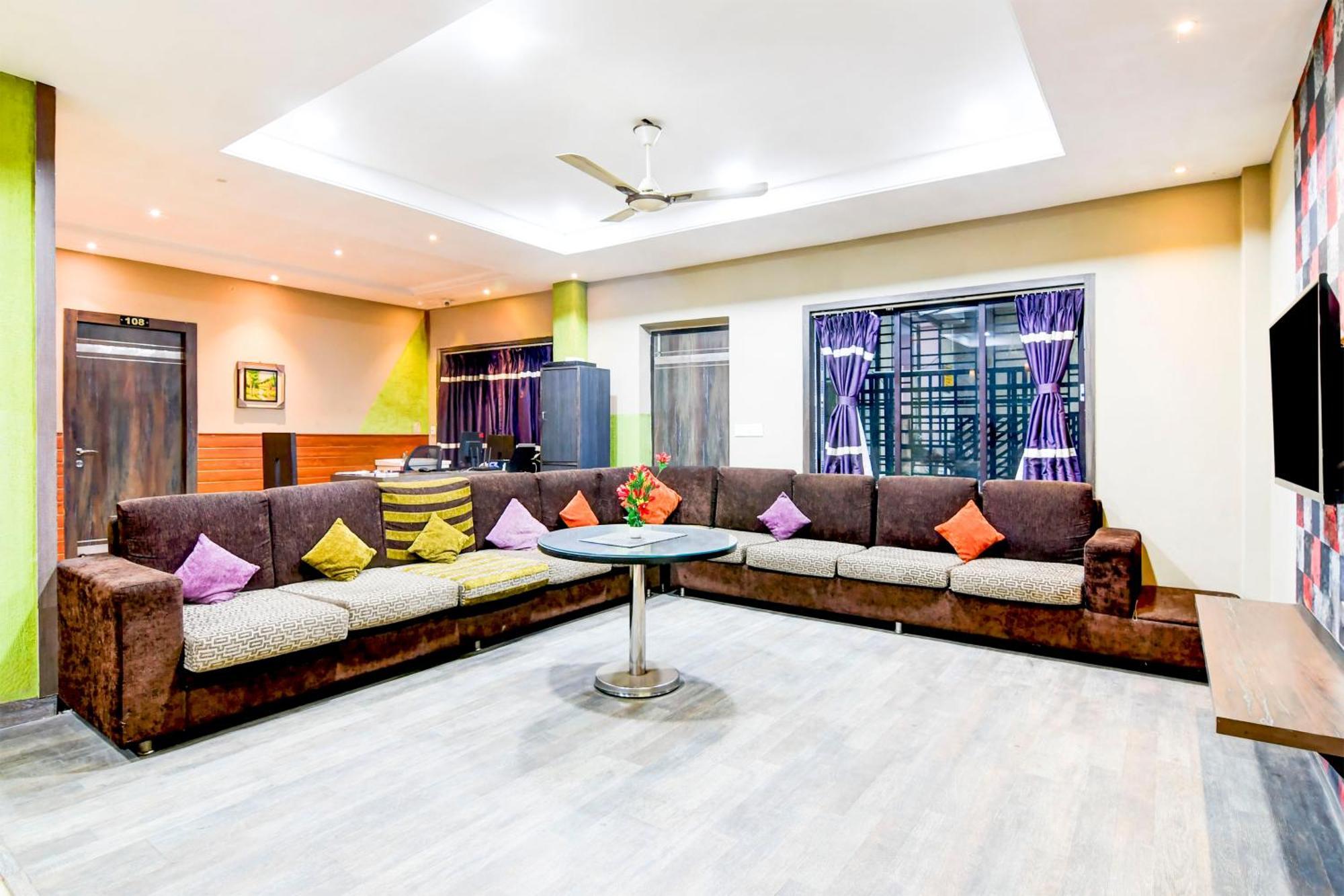 Super Collection O Behala Hotel Bhasa Bagian luar foto