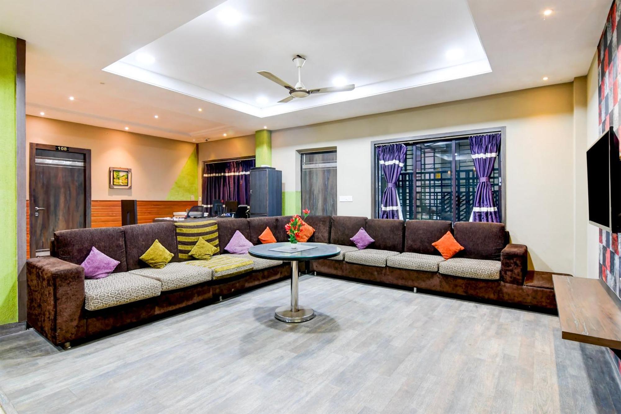 Super Collection O Behala Hotel Bhasa Bagian luar foto